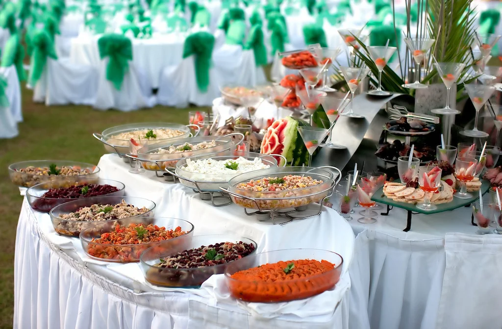 Buffet di antipasti all’aperto